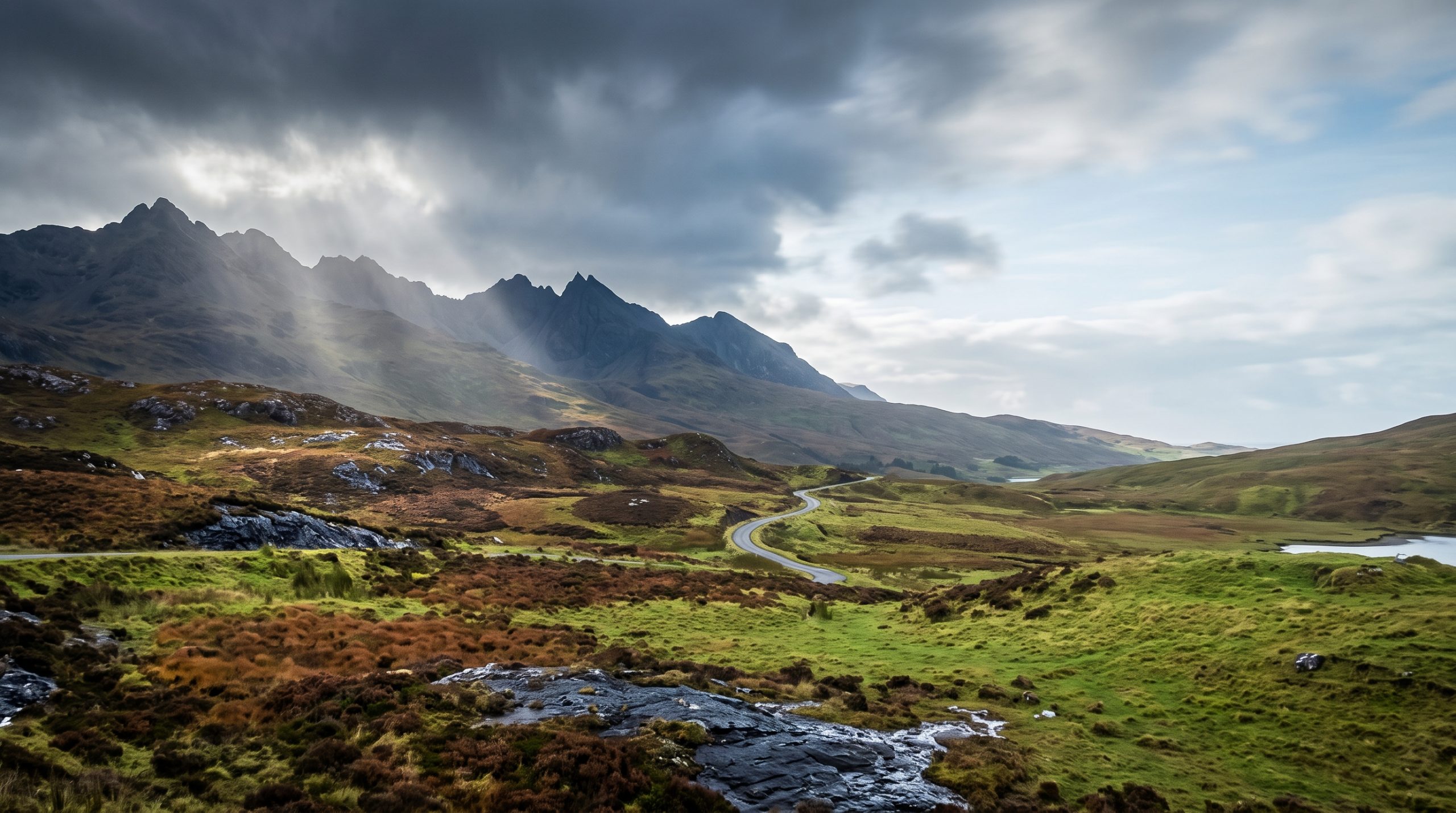 Best Time to Elope on the Isle of Skye, Month by Month